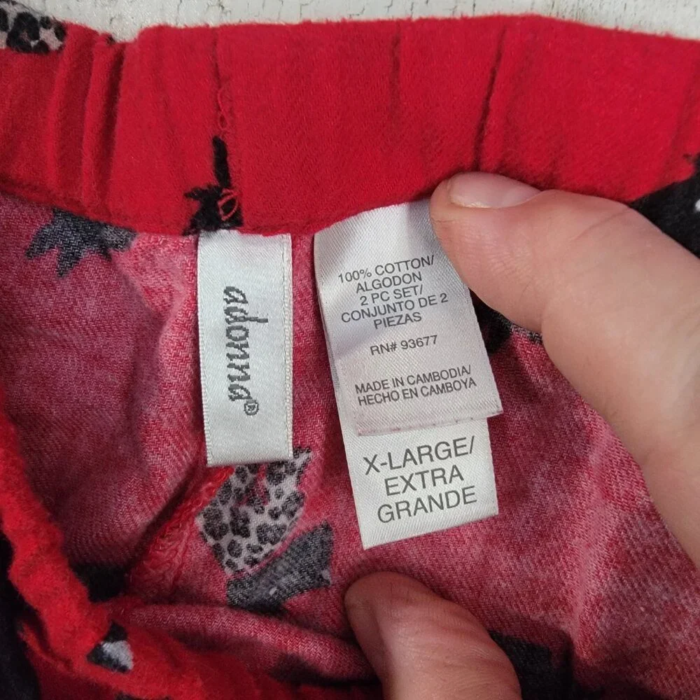 Adonna Women's Scottie Dog Pajama Set - Picture 6 of 8